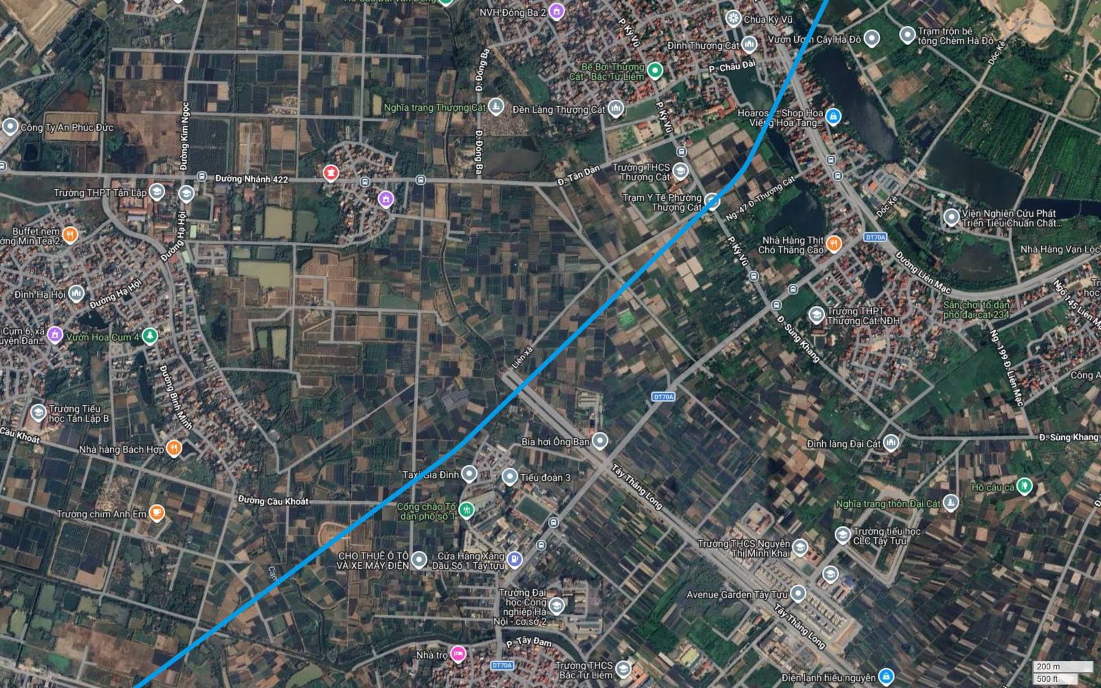Tuyến metro số 15 Hà Nội đi qua địa bàn Đại Cát và làng hoa Tây Tựu, cắt đường Tây Thăng Long và DT70A, gần Avenue Garden Tây Tựu